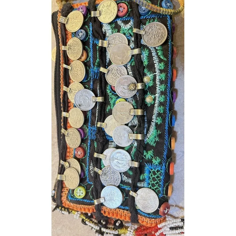 Pakistan 48 Paisa Coin Decorated Purse With Beads Embroidery 1969-1981 Dated - Picture 10 of 16